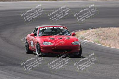 media/Jun-01-2025-CalClub SCCA (Sun) [[eae223c5dd]]/Group 1/Track Event 4/